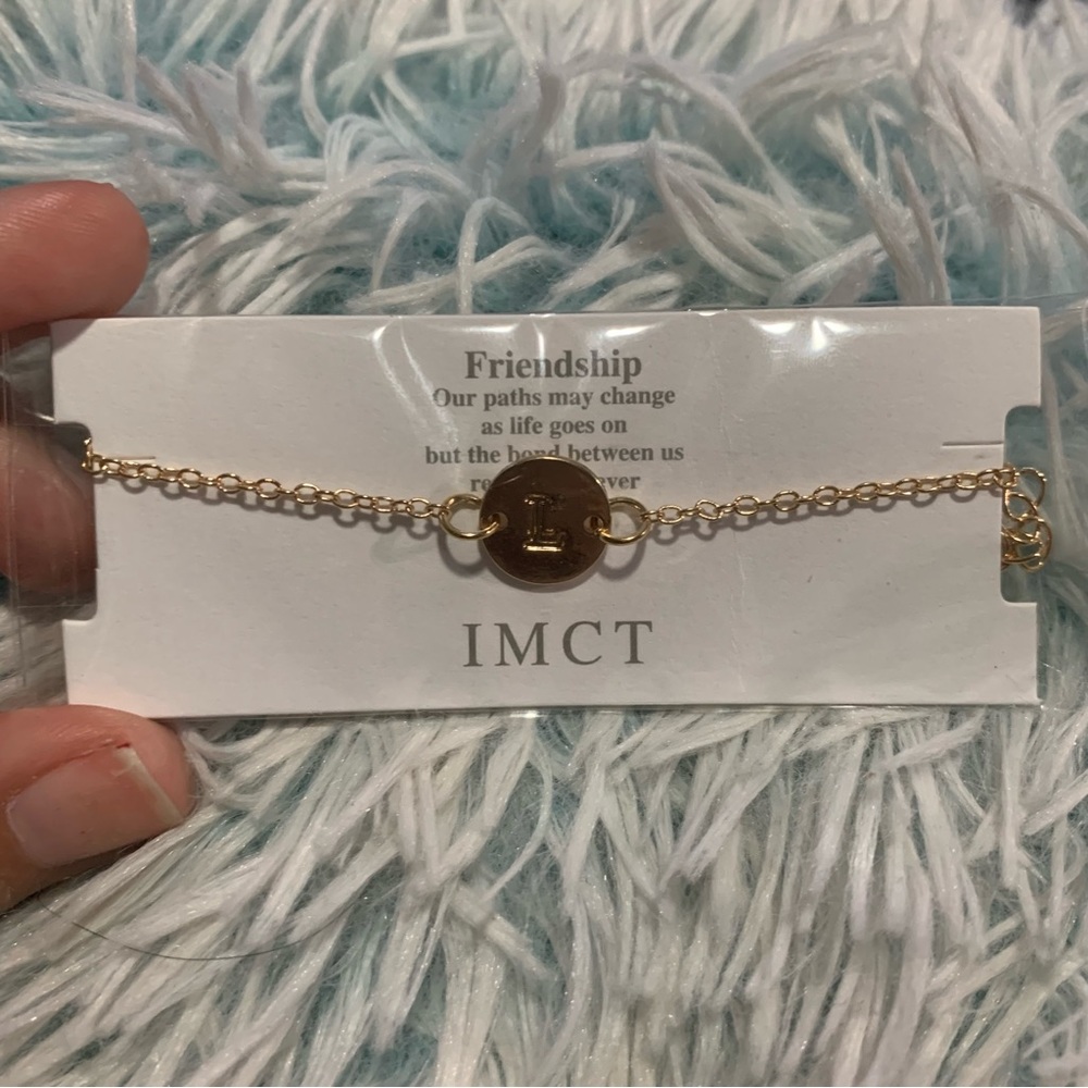 L initial bracelet - Picture 3 of 5